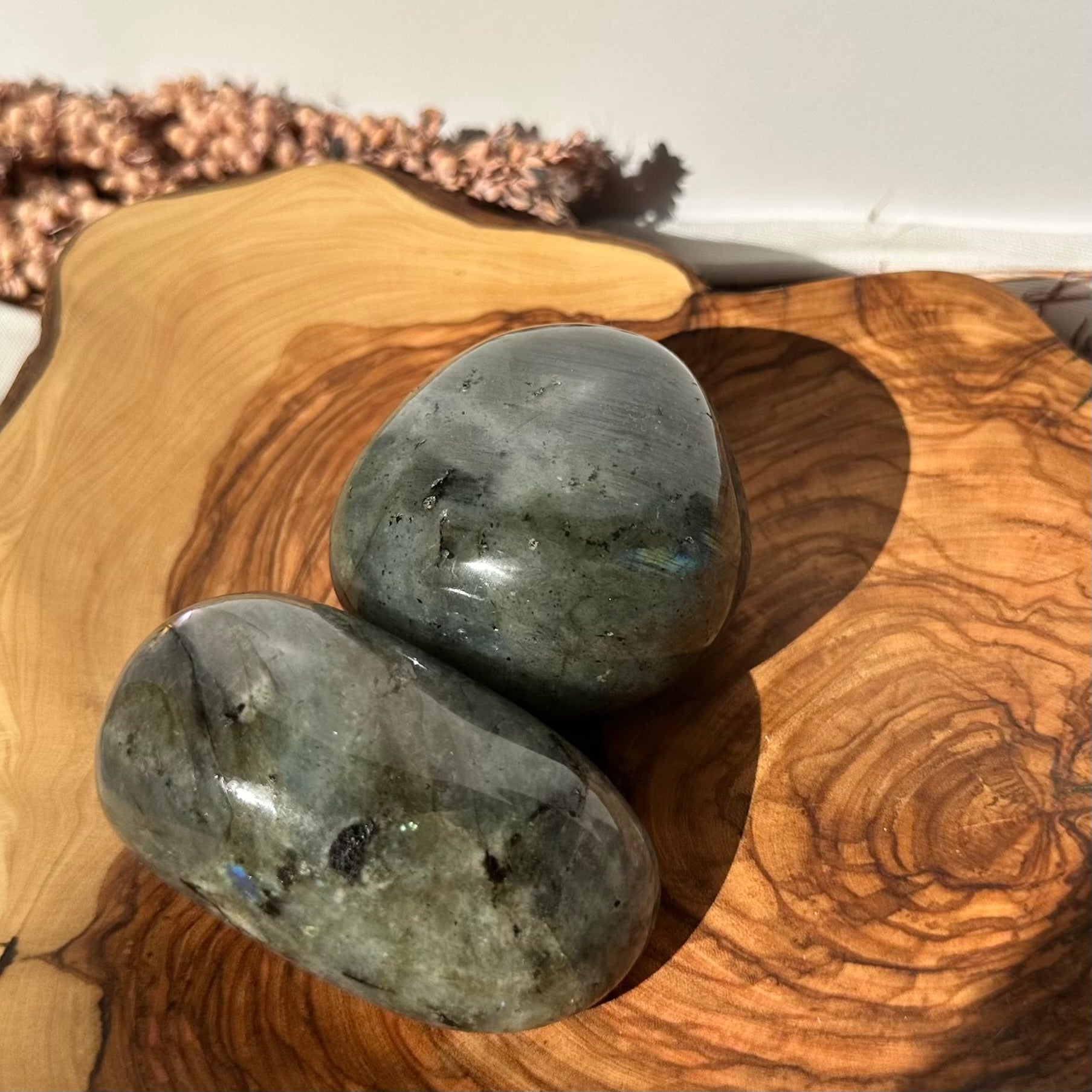 Labradorit Trommelstein