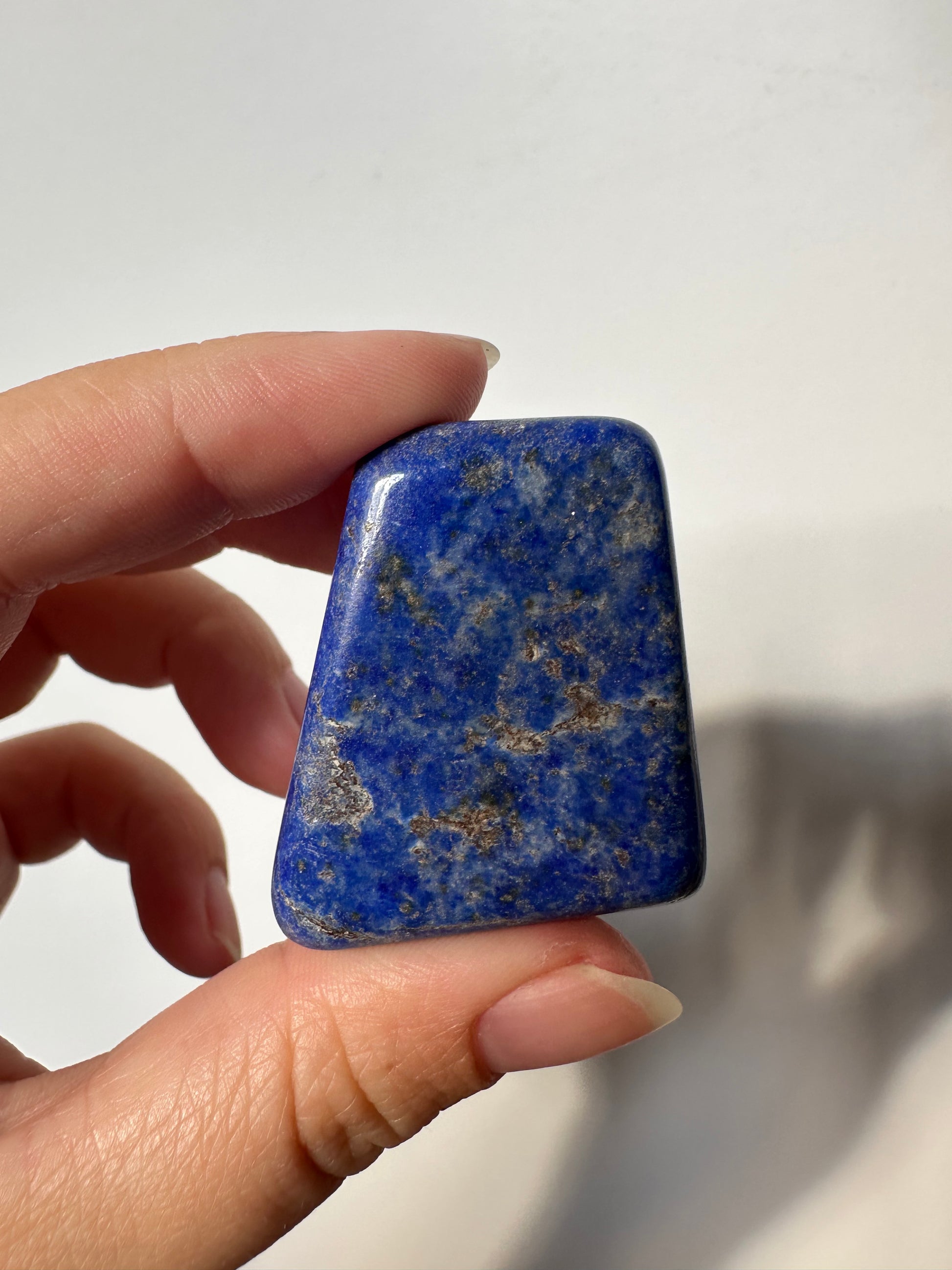 Lapislazuli Trommelstein