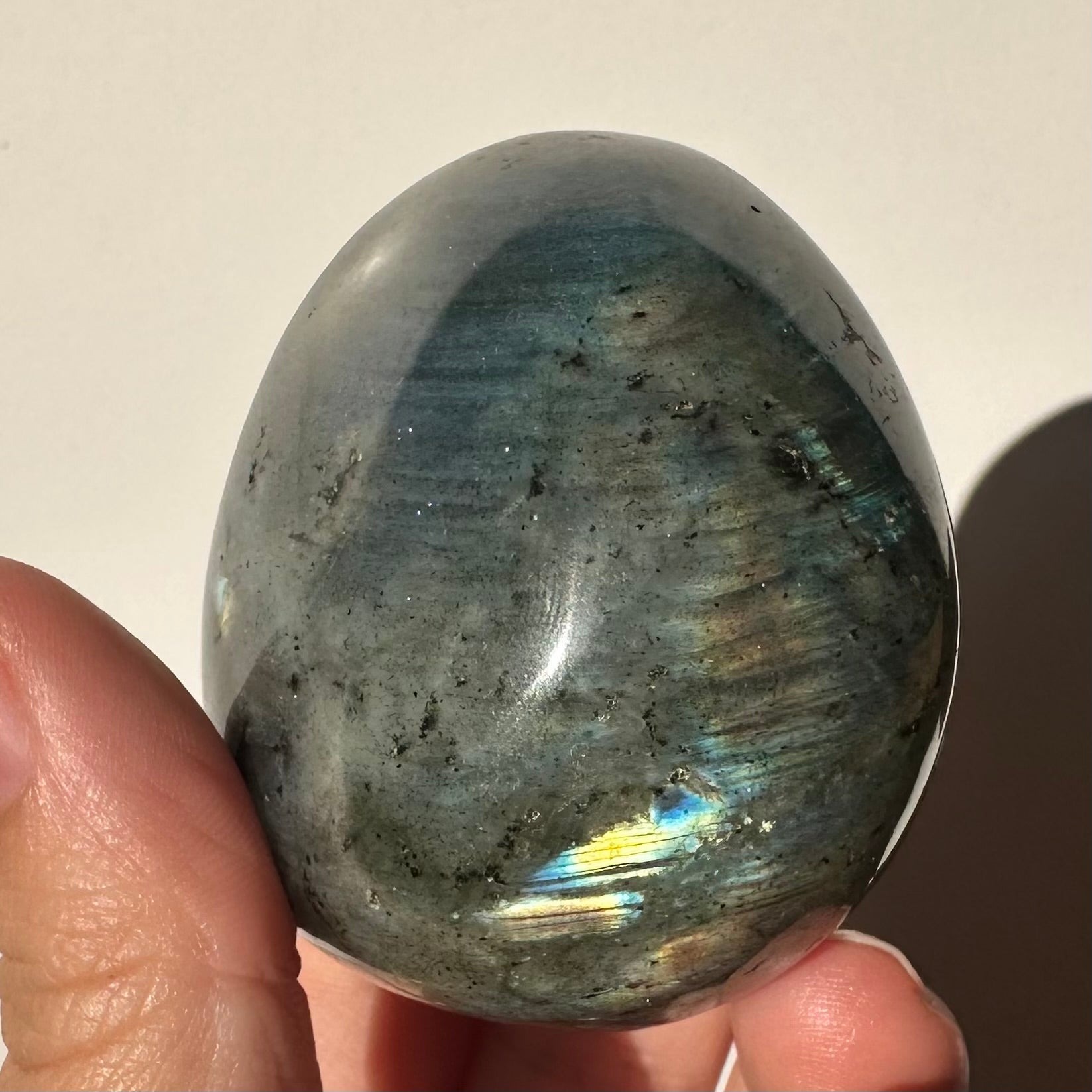 Labradorit Trommelstein